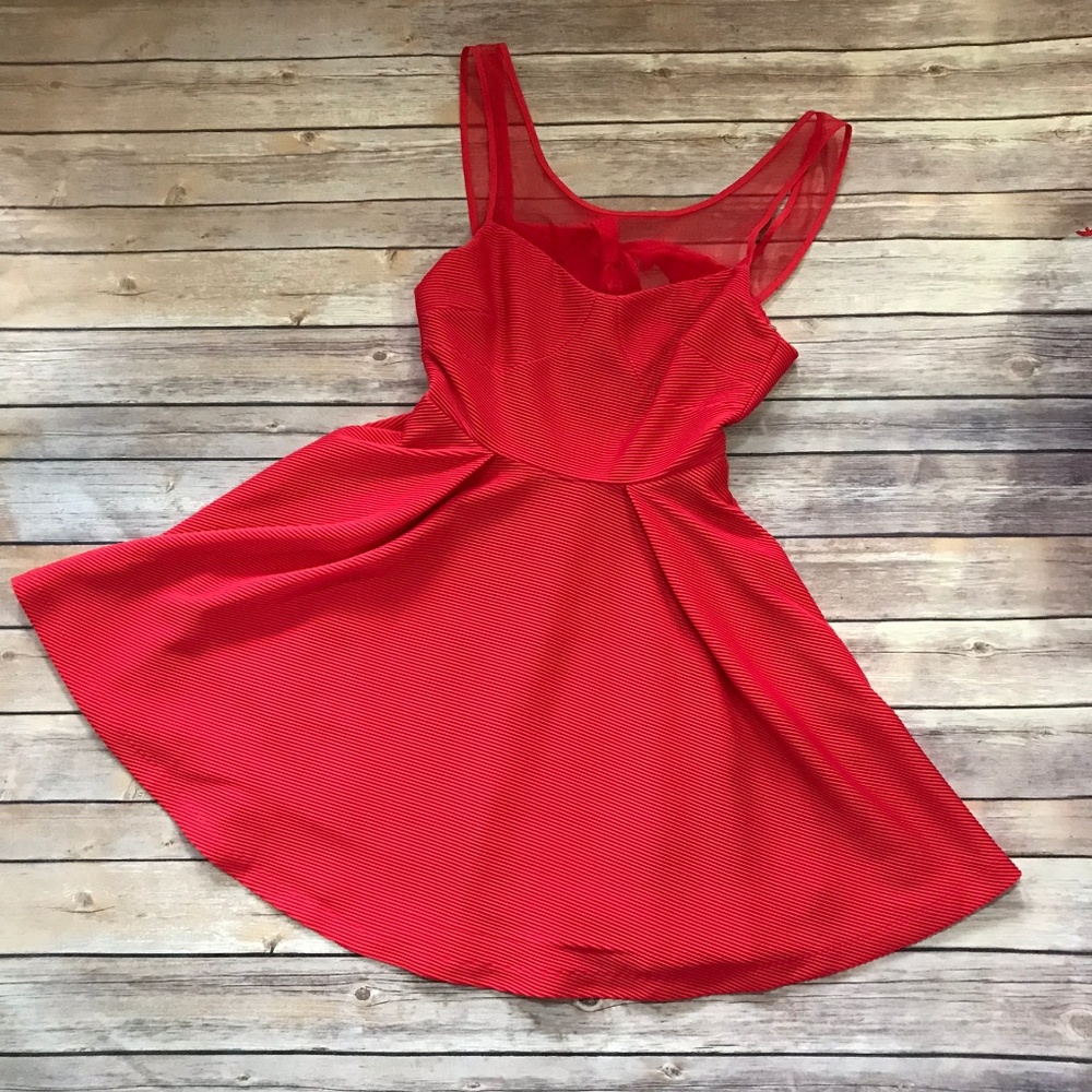 BCBGeneration Red Empire Dress Back Tie NEW NWT 2 - Picture 4 of 7